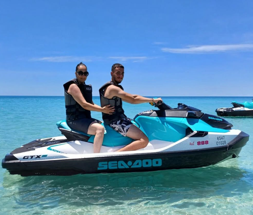 JET SKI SAFARI 2.5 Hours to Pig & Tan Islands (Small Group)